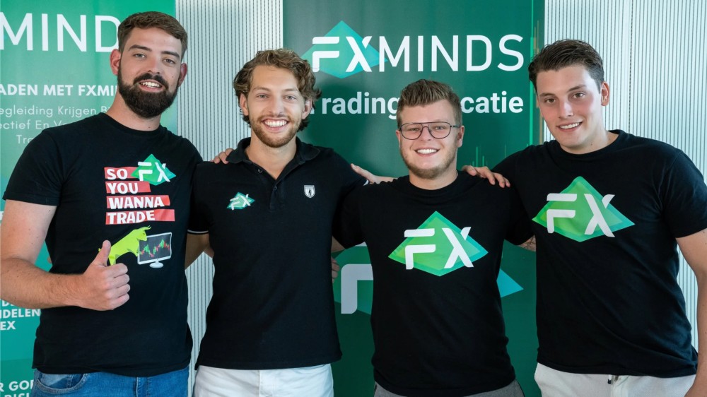 Op deze foto zie je FXminds, oprichters van de FXminds crypto cursus